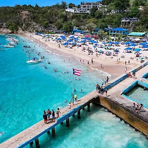 https://beautiful-villa-5-mins-from-crash-boat-aguadilla-1.comcaribbean.com